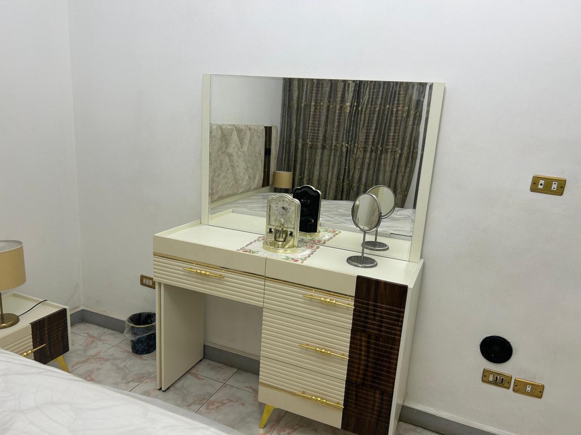 Nile View - Fully Furnished Cairo