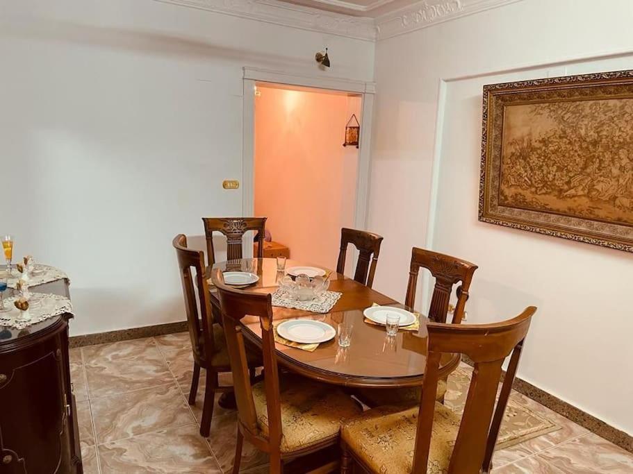 Nile View - Fully Furnished Apartment