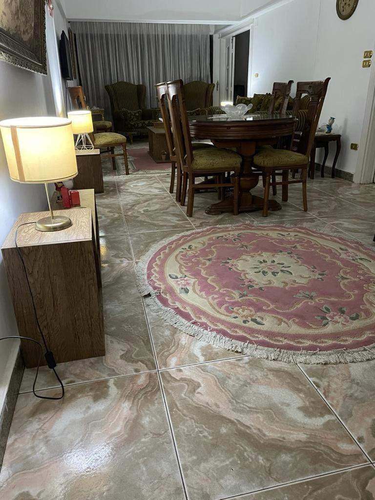 Nile View - Fully Furnished * Cairo