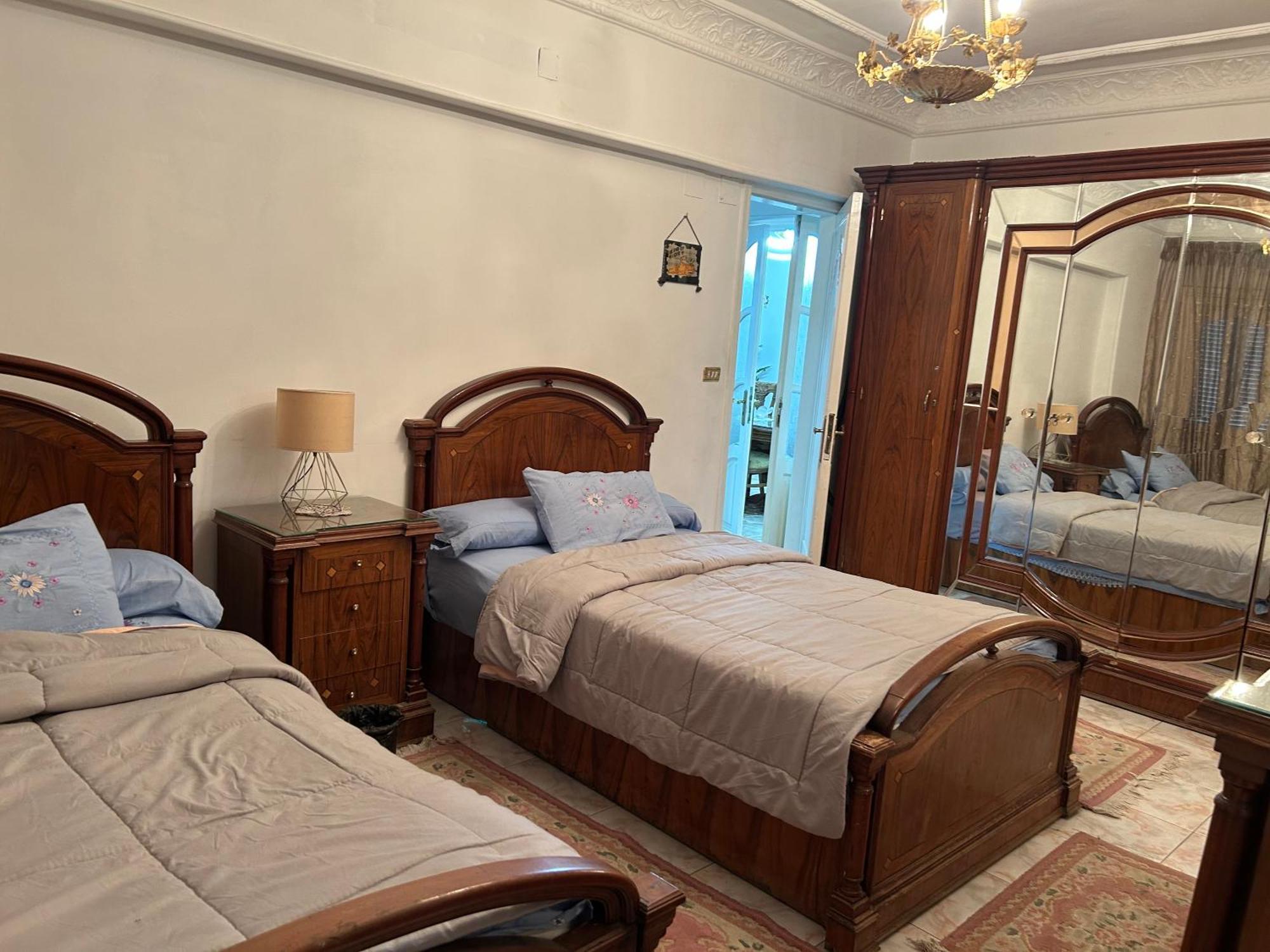 Apartment Nile View - Fully Furnished Cairo